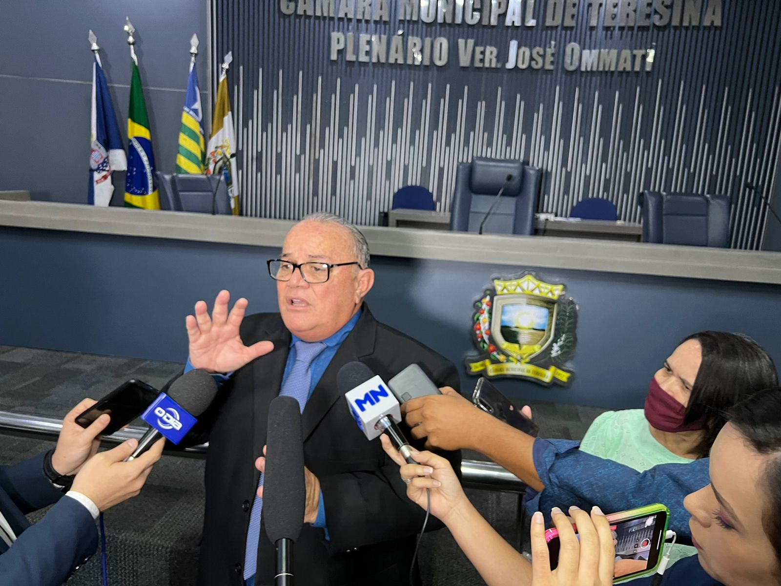 Deputado Georgiano defende vereador Ismael Silva contra Antônio José Lira