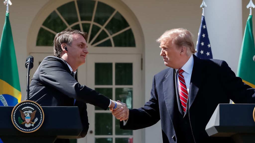 Bolsonaro diz que convidou Trump para encontro antes das eleições no Brasil