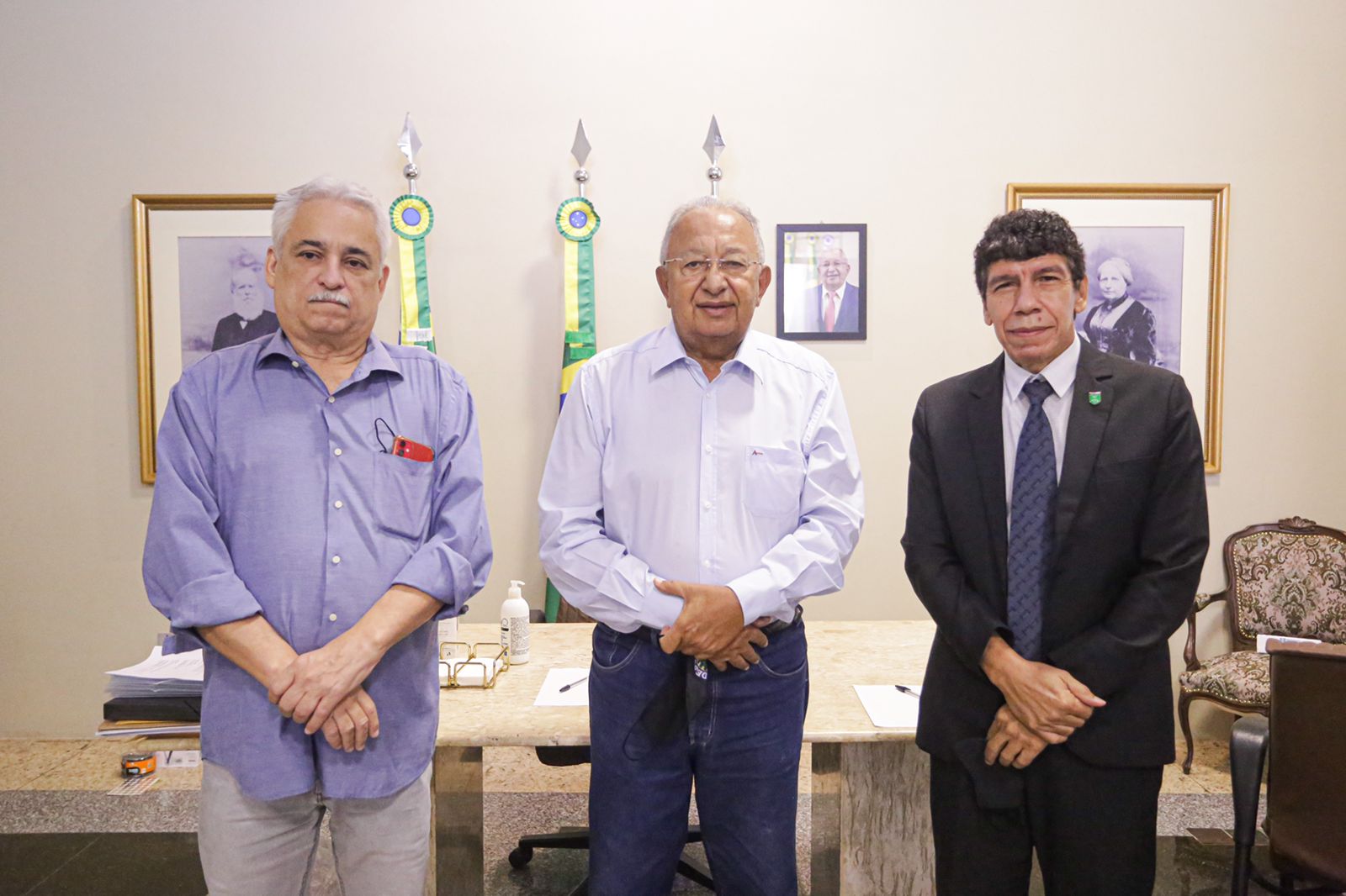 Dr. Pessoa discute parcerias com delegado da ADESG-PI