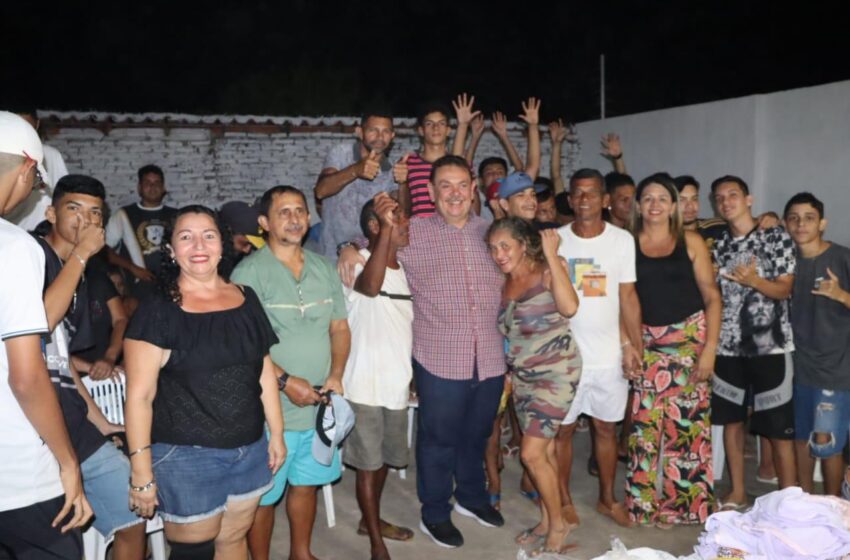  Silas Freire recebe novas adesões no Litoral do Piauí