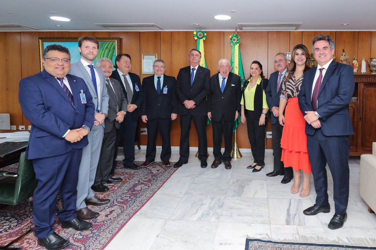 Ministro Ciro e Senador Elmano comemoram autorização de estudos sobre águas do São Francisco