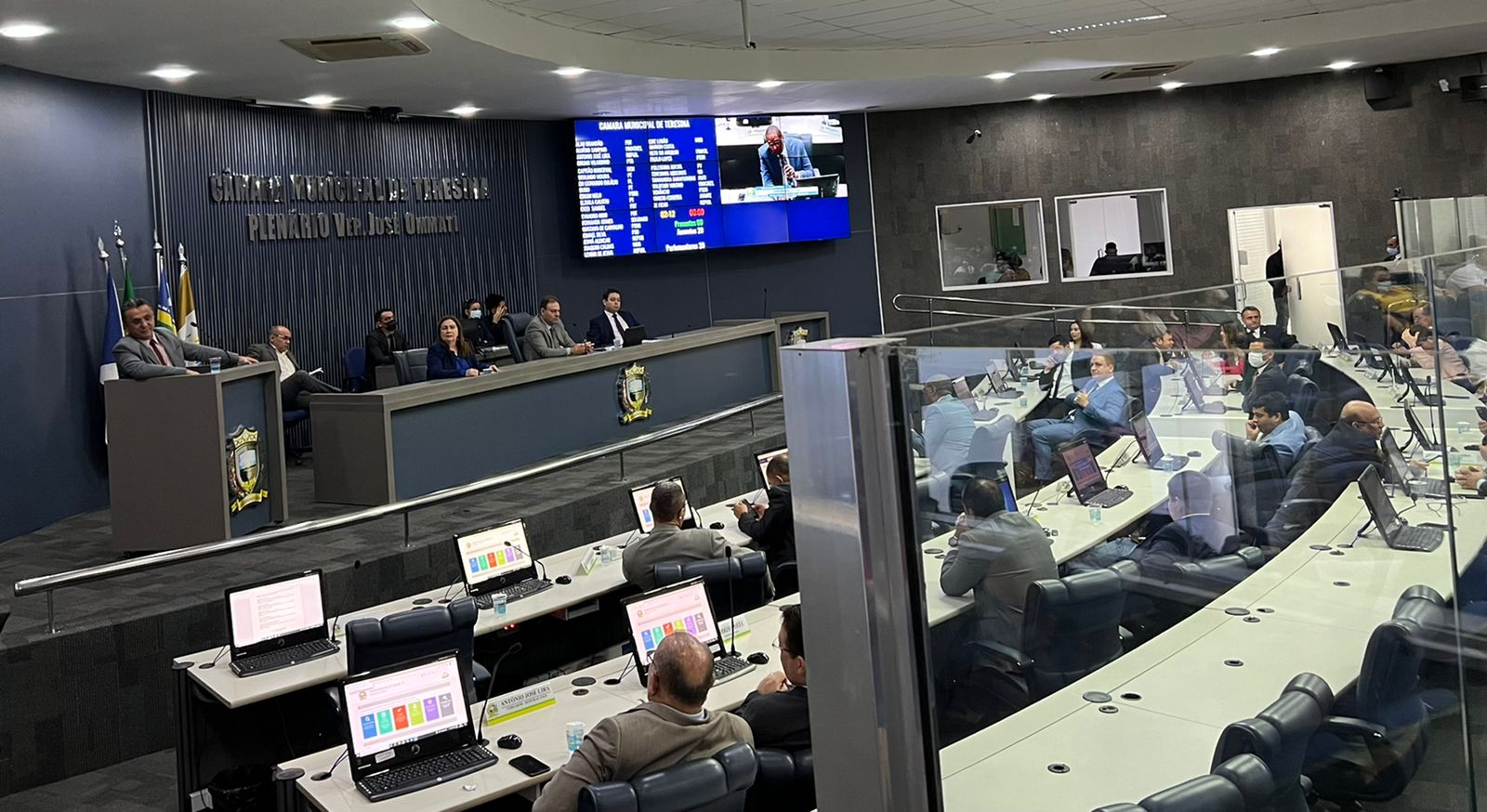 Câmara aprova benefícios para portadores de câncer e para artistas