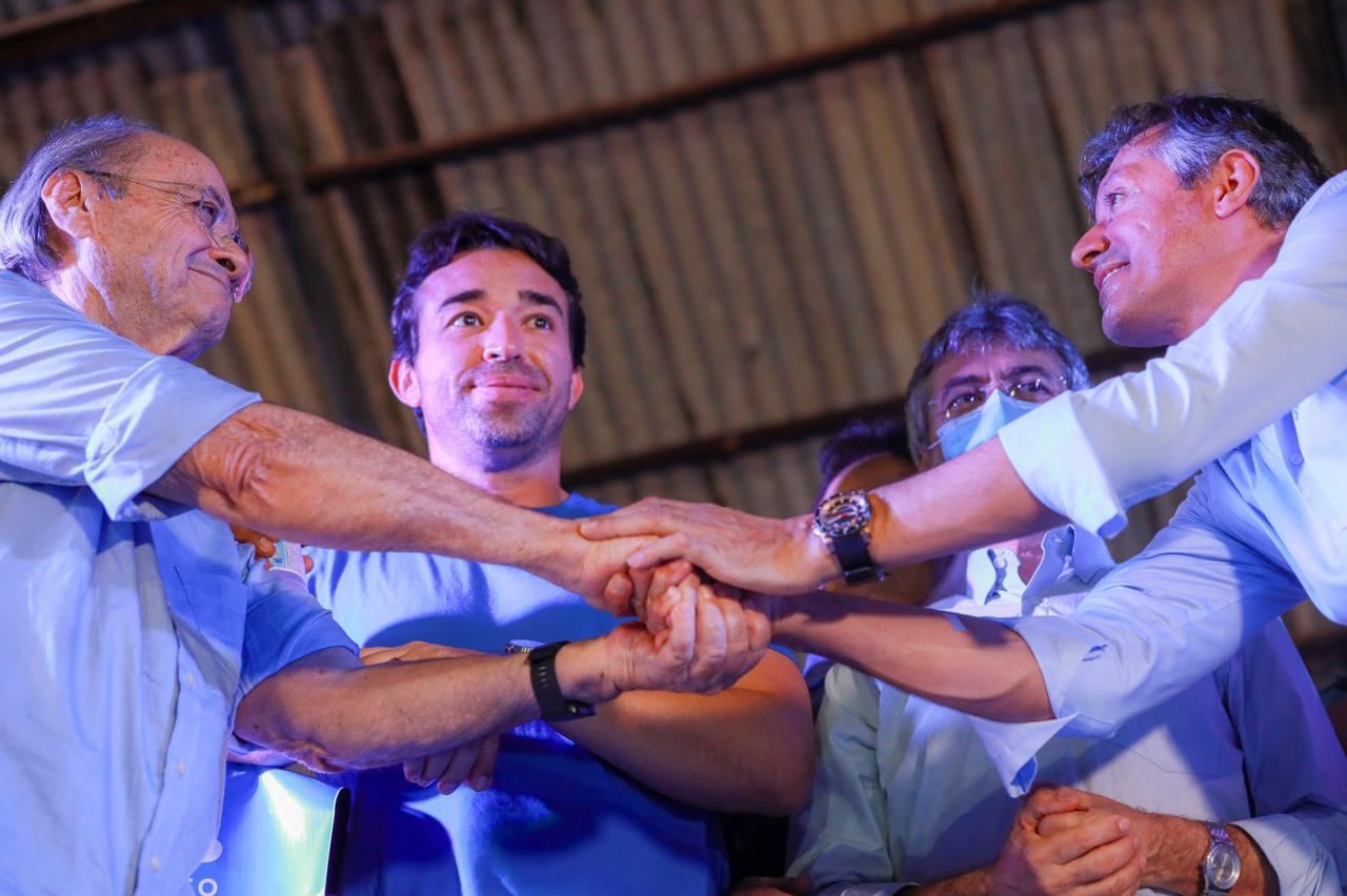 Marcelo Costa reúne 32 prefeitos em Valença em ato pró Silvio