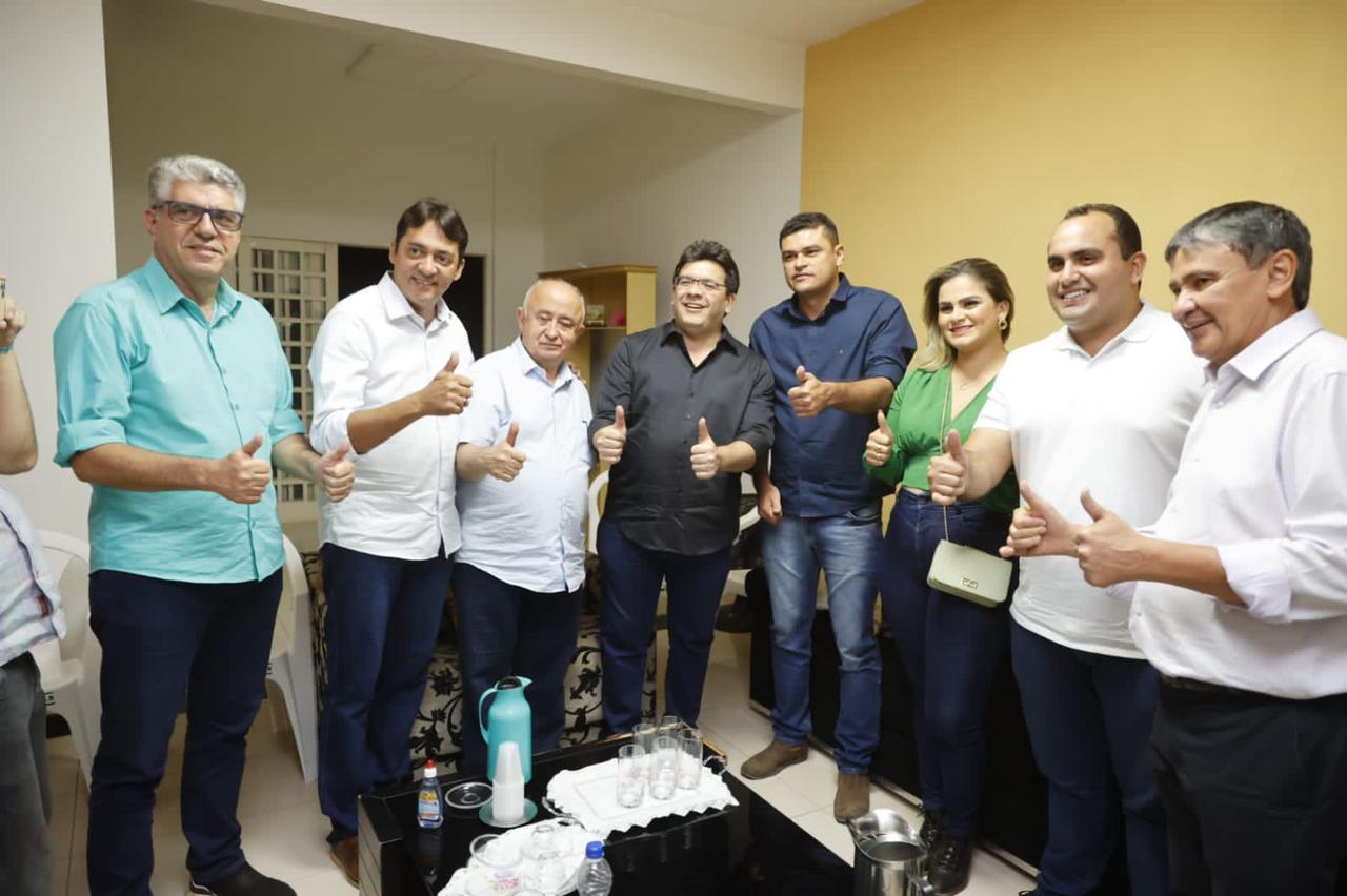 Rafael e Wellington recebem adesão do prefeito de São Gonçalo do Gurgueia