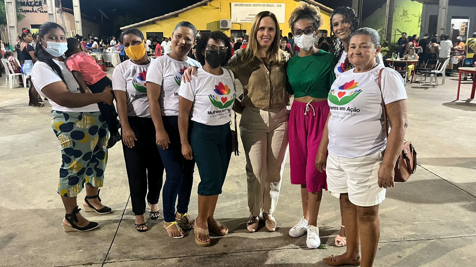 Viviane Moura incentiva mulheres a serem empreendedoras