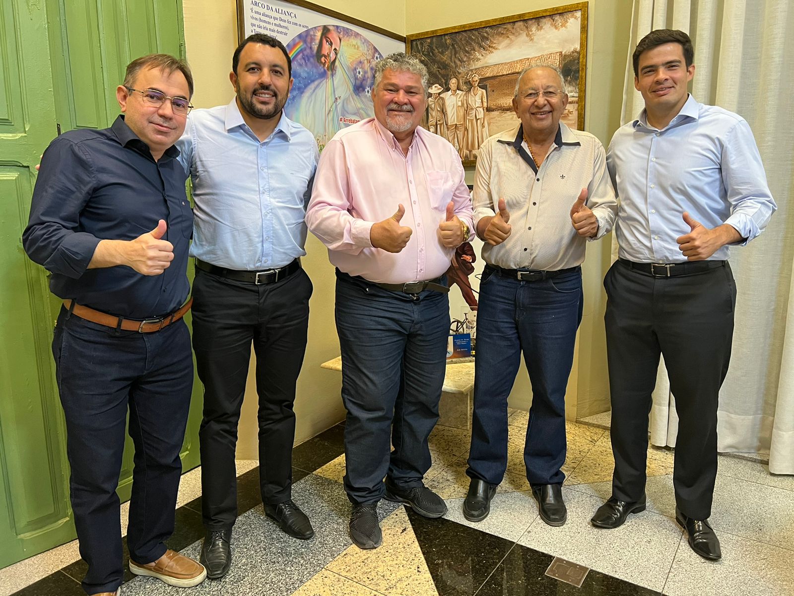 Dr. Pessoa recebe Pré-candidato José Luiz Carvalho para tratar sobre convenção