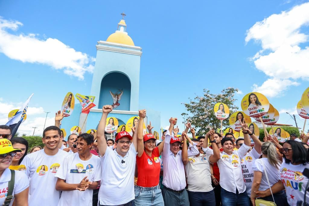 Rafael participa caminhada em Joca Marques