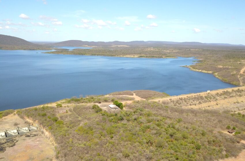  Governo autoriza início de obras na barragem Algodões II
