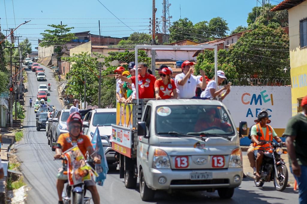 Rafael e Wellington realizam nas ruas da zona Leste