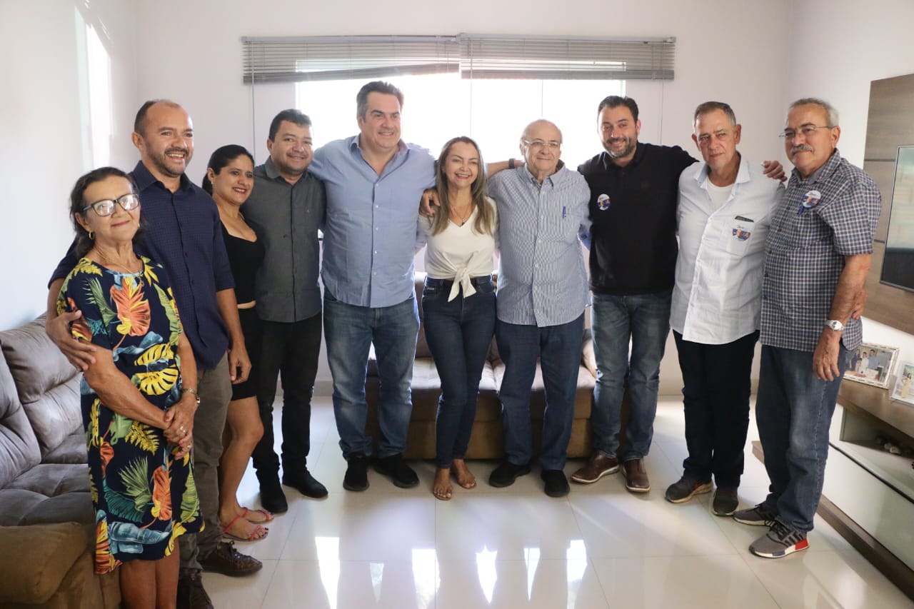 Líderes do PSD e do PT deixam o grupo governista a anunciam apoio a Silvio Mendes