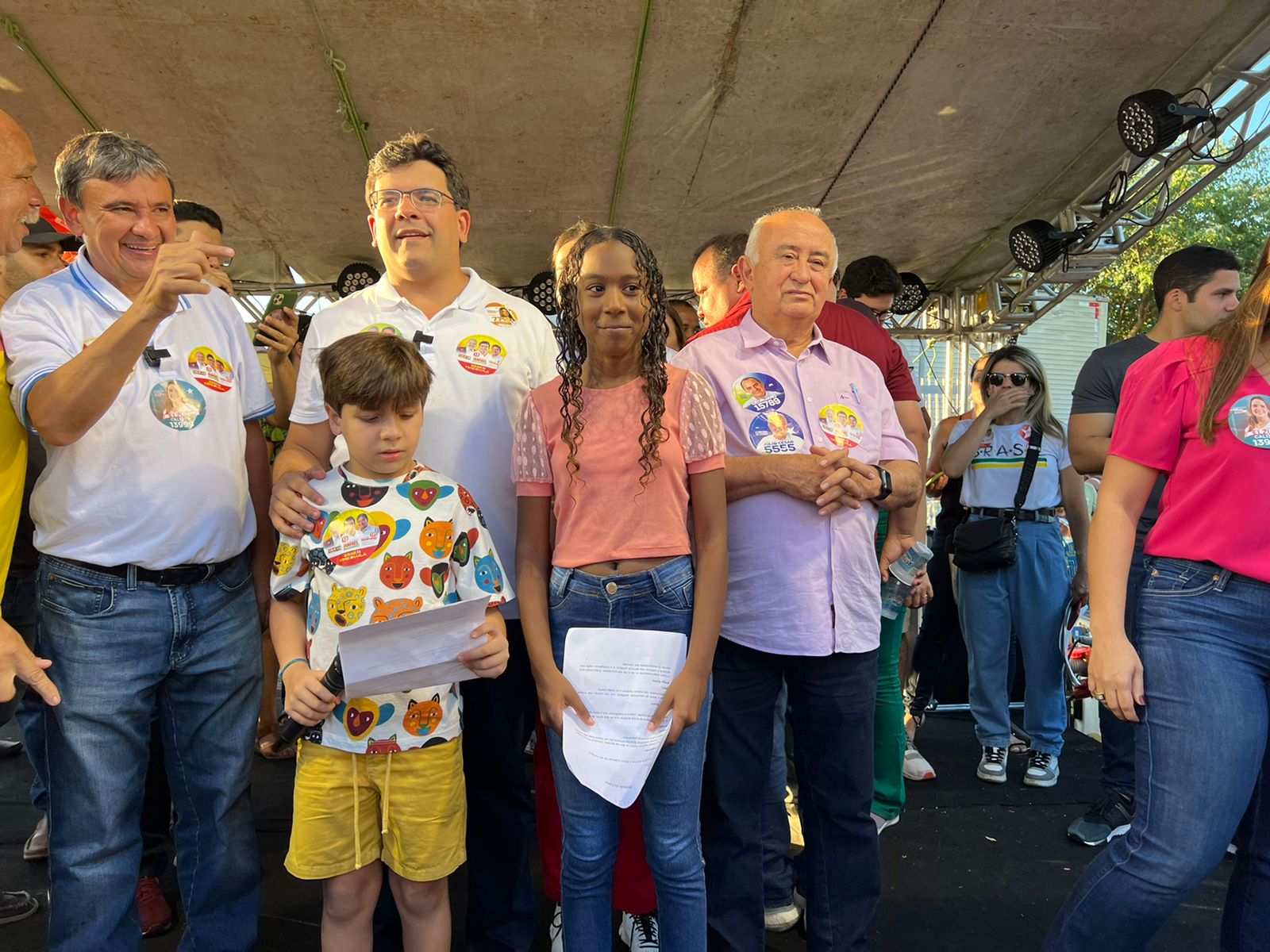 Rafael e Wellington realizam ´Abraço da Independência` no parque Lagoa do Norte
