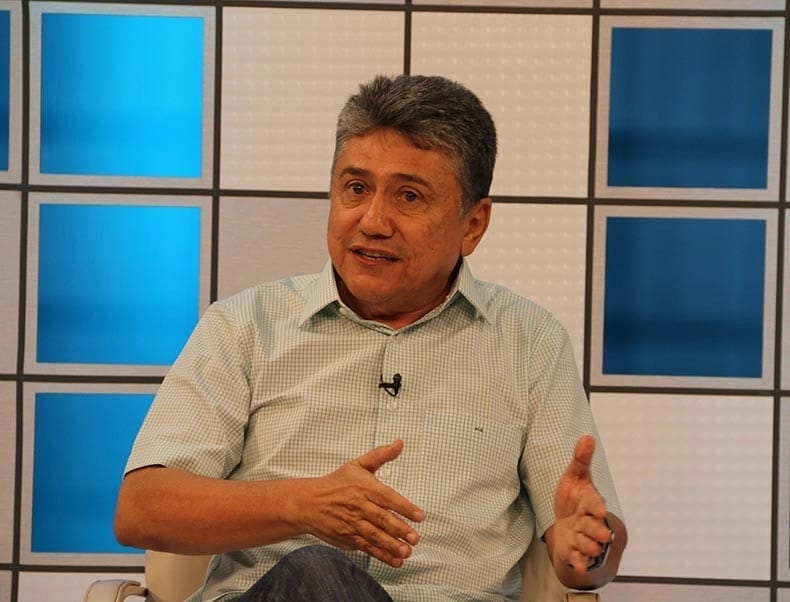 Presidente do União Brasil intensifica críticas ao PT