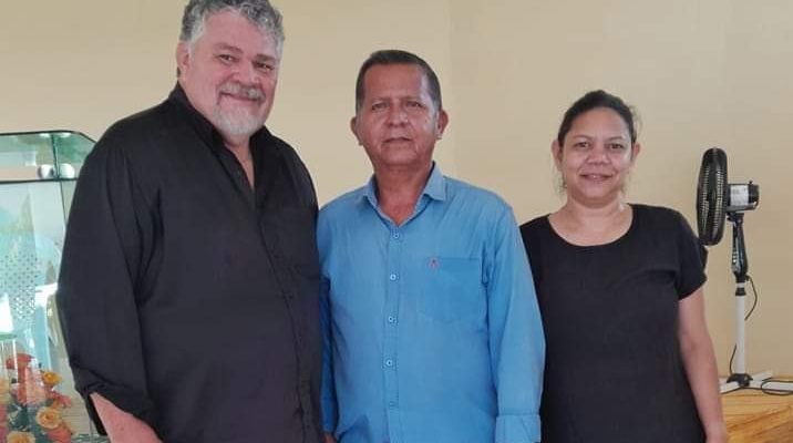 Candidato José Luiz busca apoio de Pastores