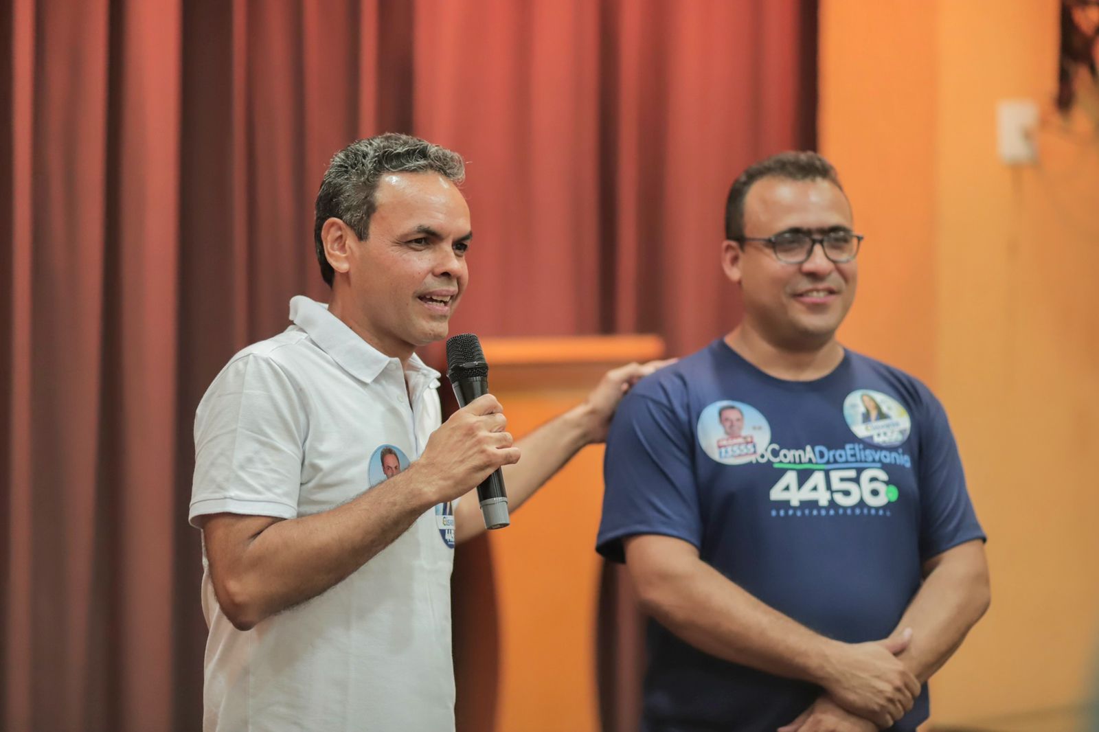 Lázaro desiste de candidatura para apoiar Gil Carlos