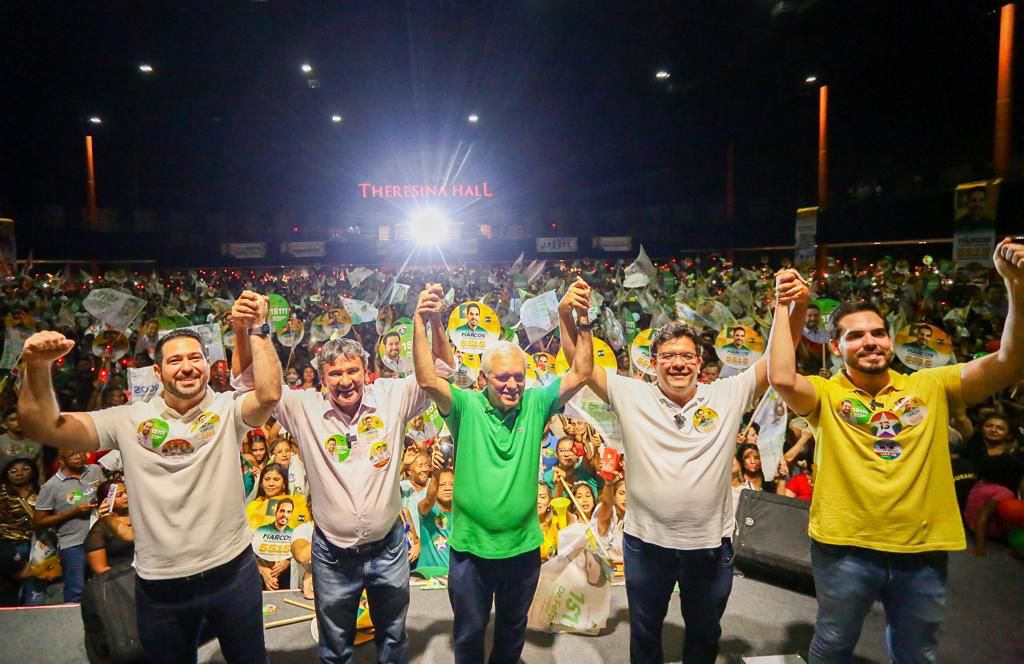 Themistocles e Georgiano mostram força política em Teresina