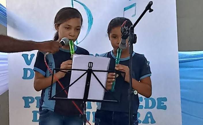  Escola Clidenor Freitas realiza Festival de Talentos