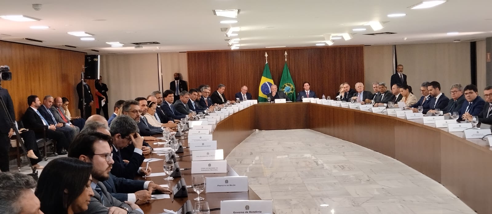 Rafael Fonteles endossa apoio a Lula em reunião com Governadores