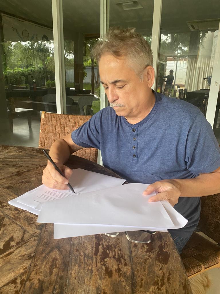 Robert Rios denuncia Prefeito na Polícia Federal