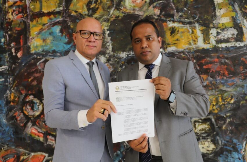  Deputado Franze e Vereador Samuel anunciam parceria para serviços à população de Teresina