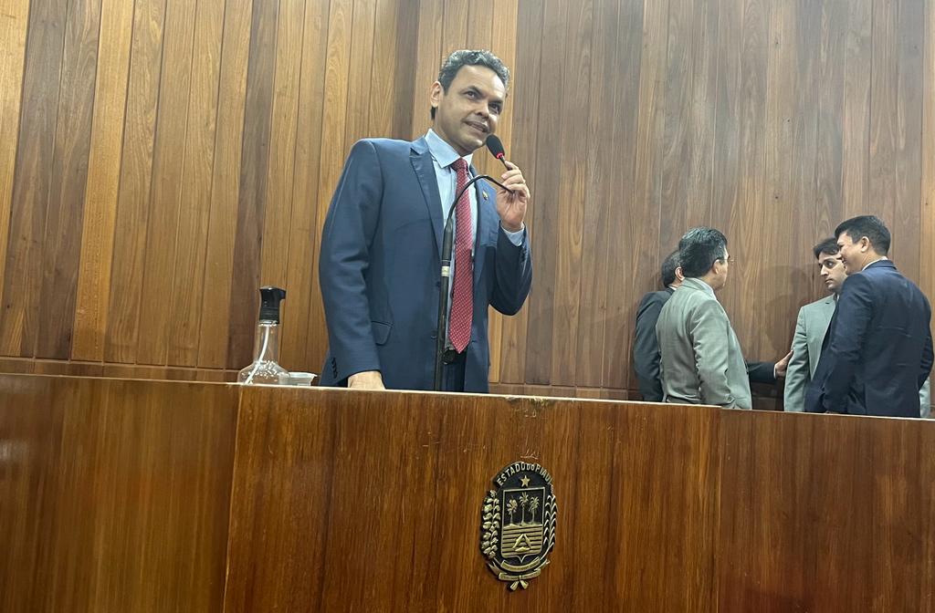 Deputado Gil Carlos defende debate sobre minirreforma eleitoral