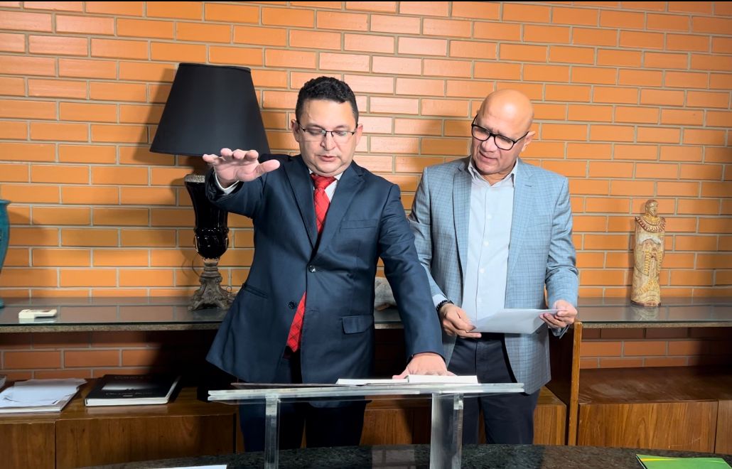 Hélio Rodrigues é empossado como deputado estadual