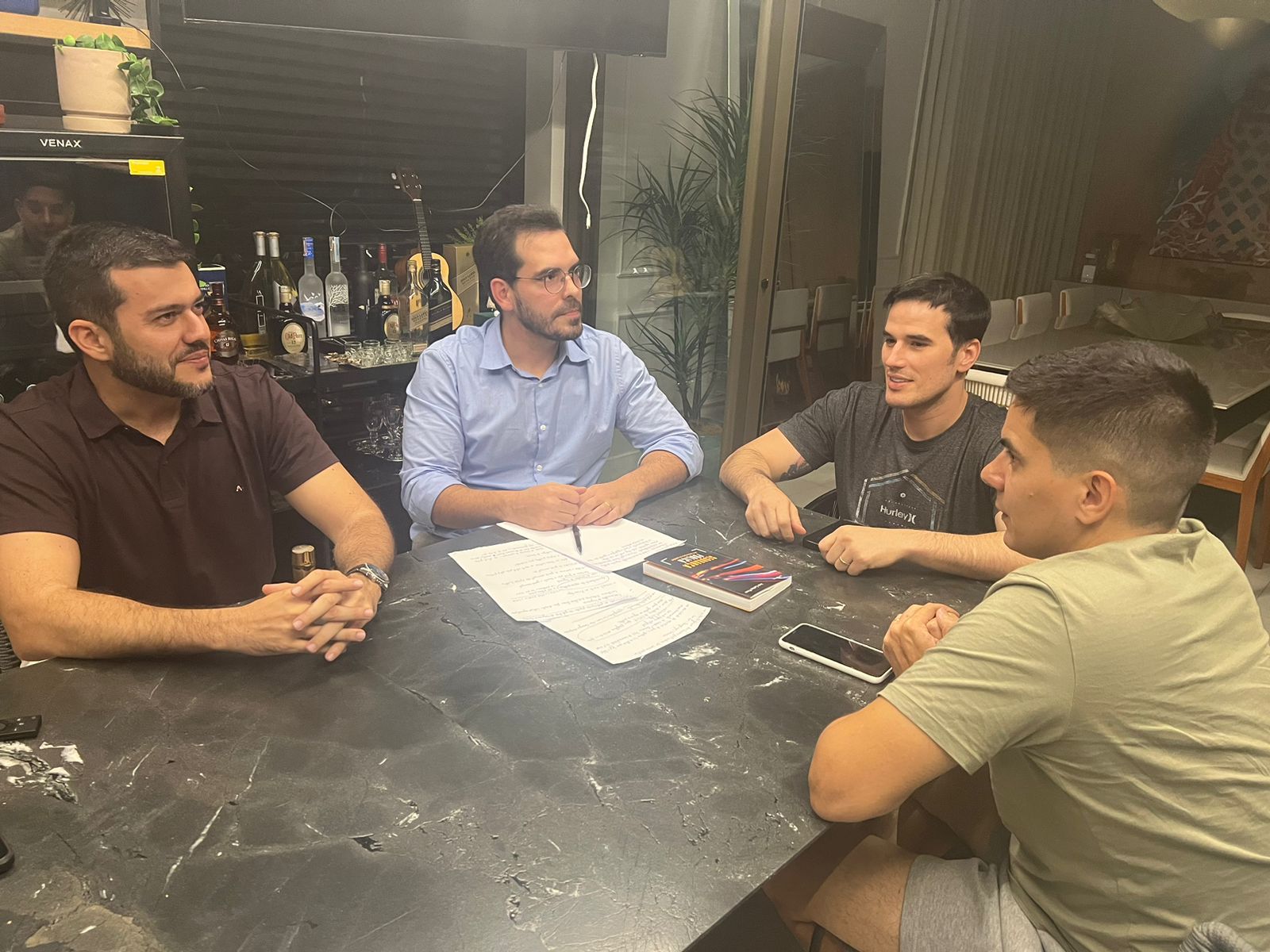 Deputado Marcos Aurélio busca solução para falta de segurança em Teresina