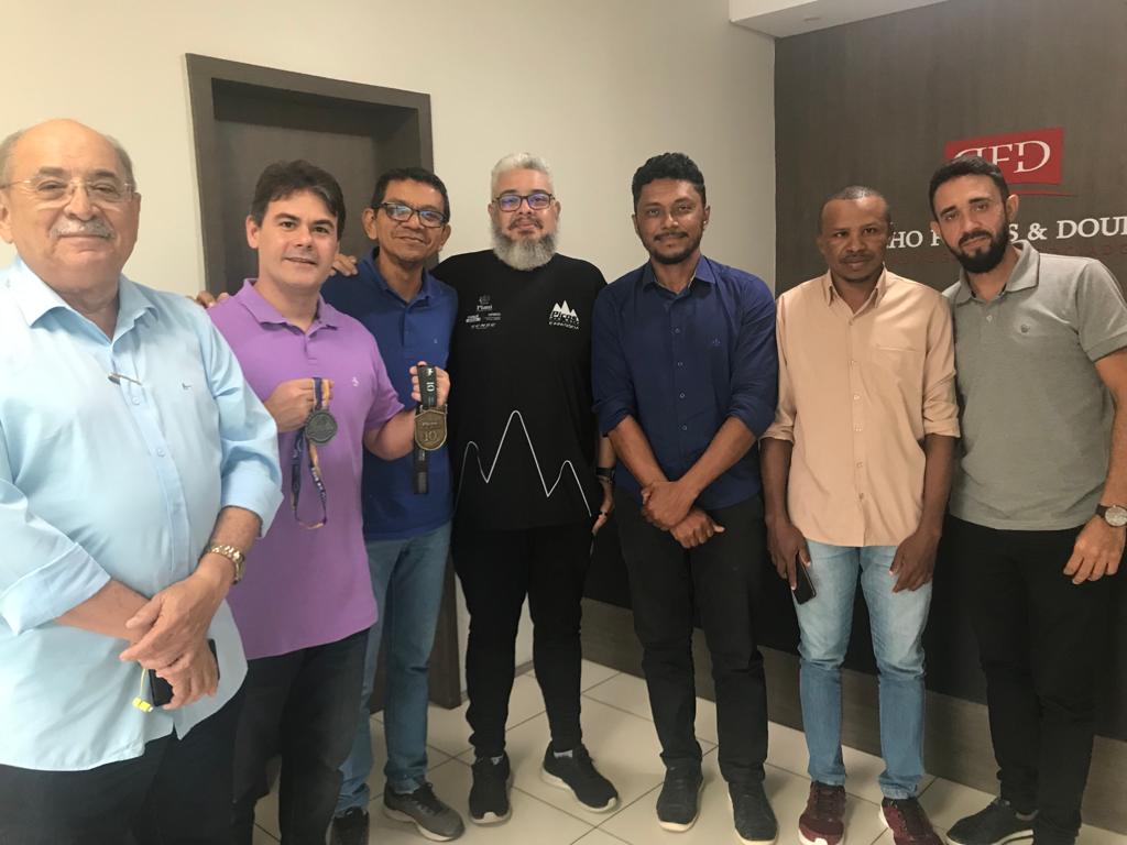 Deputado Severo garante apoio para evento esportivo em São José do Peixe