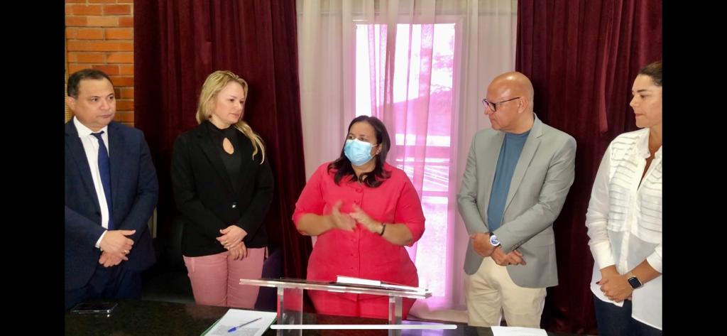 Elizangela Moura assume cargo de deputada estadual