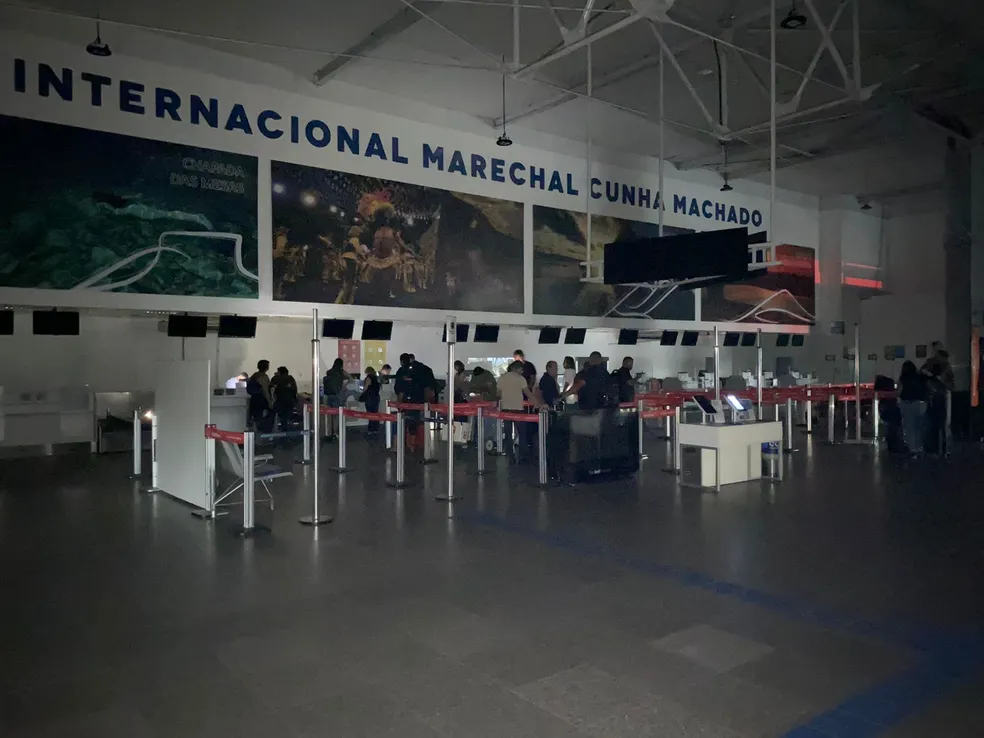 Temporal em São Luís deixa aeroporto sem energia