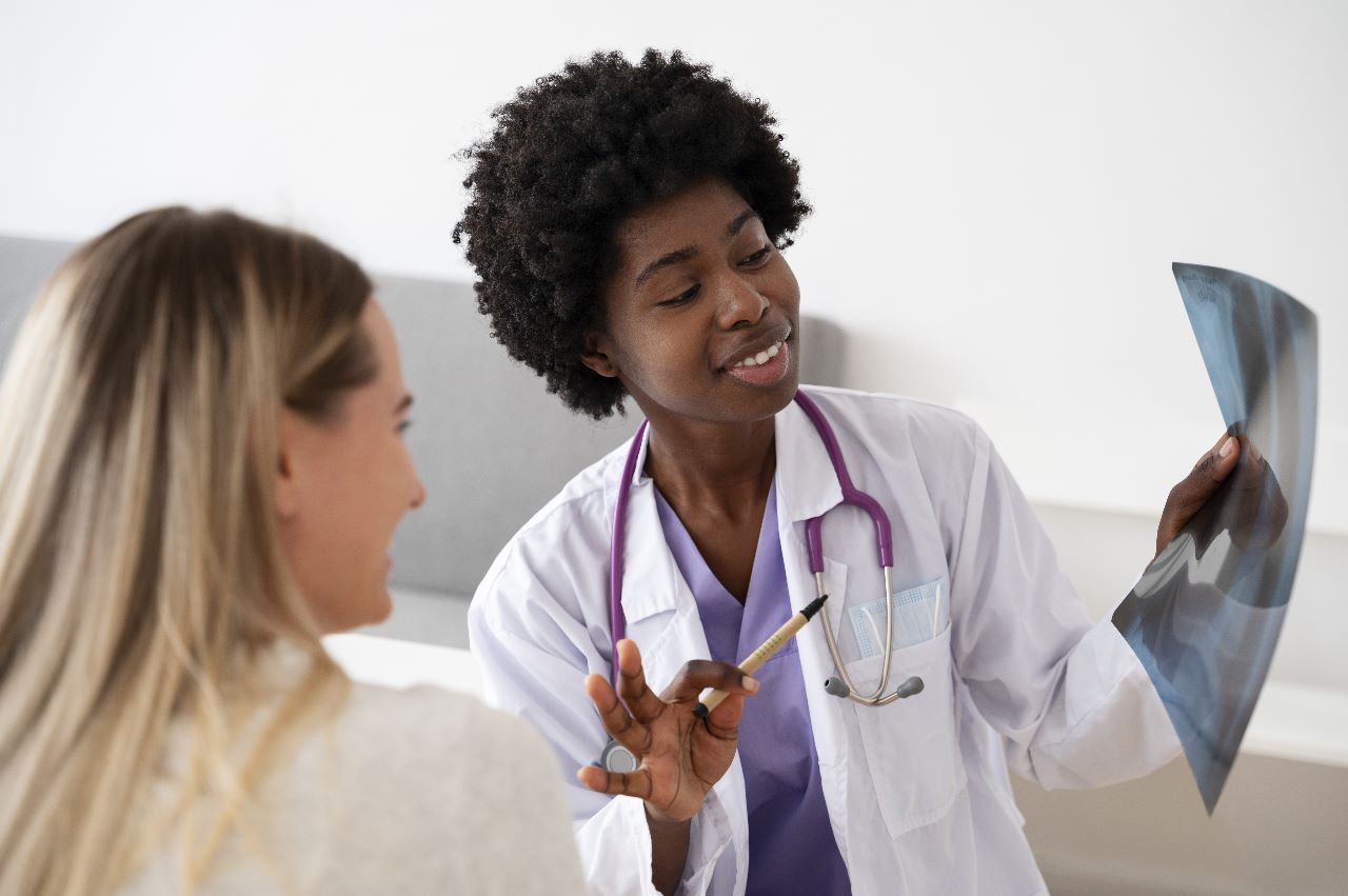 Médicos alertam para os riscos do fumo e do uso de cigarros eletrônicos