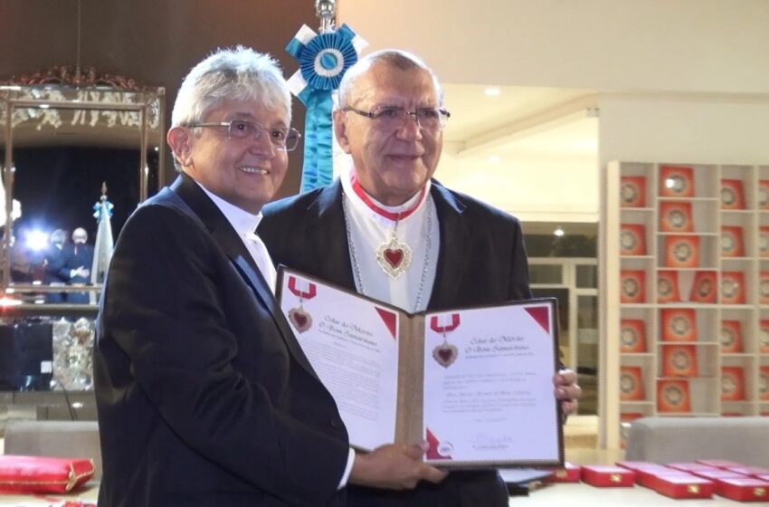  *Arquidiocese realiza entrega do “Colar do Mérito Bom Samaritano‘
