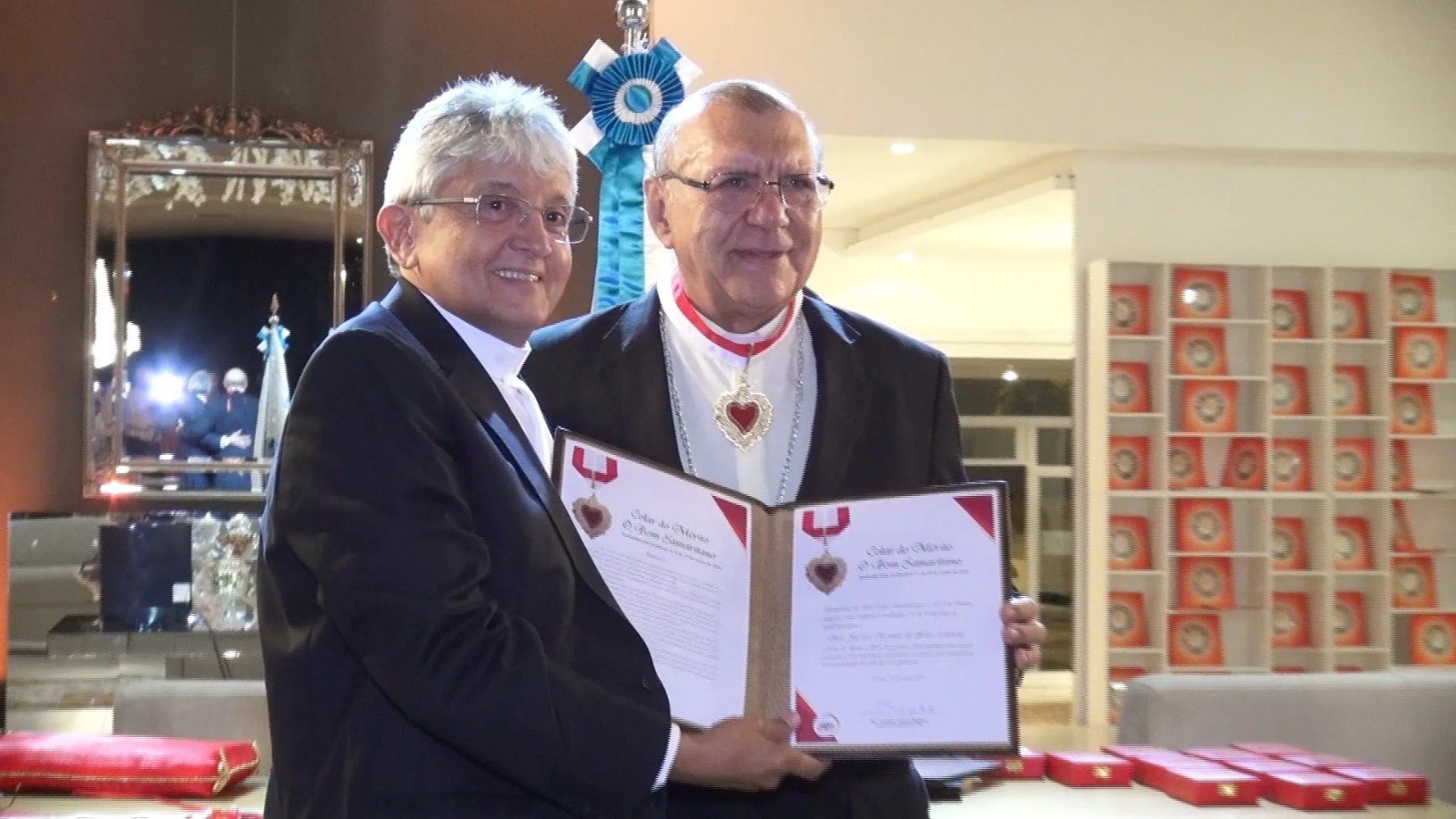 *Arquidiocese realiza entrega do “Colar do Mérito Bom Samaritano‘