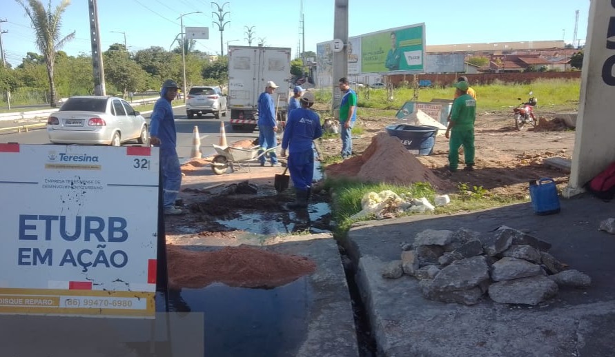 Prefeitura faz obra na Avenida Henry Wall de Carvalho para evitar infiltrações