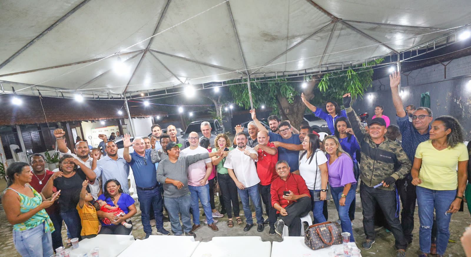 Fábio Novo recebe adesão de Washington Bonfim e 40 lideranças de Teresina