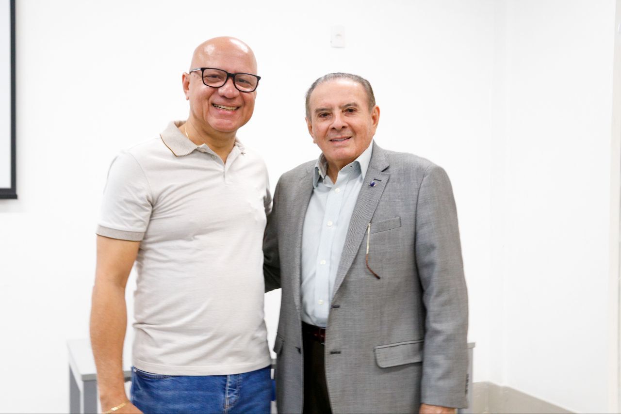 Franzé participa de reunião com classe empresarial em Teresina