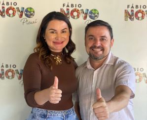  Karine Canabrava declara apoio à pré-candidatura de Fábio Novo