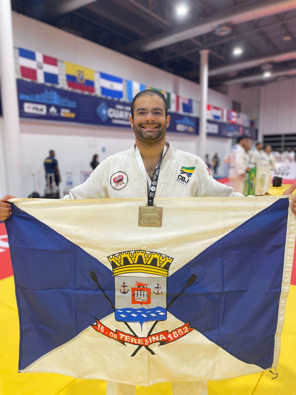 Stanley Torres é bicampeão sul-americano de Judô