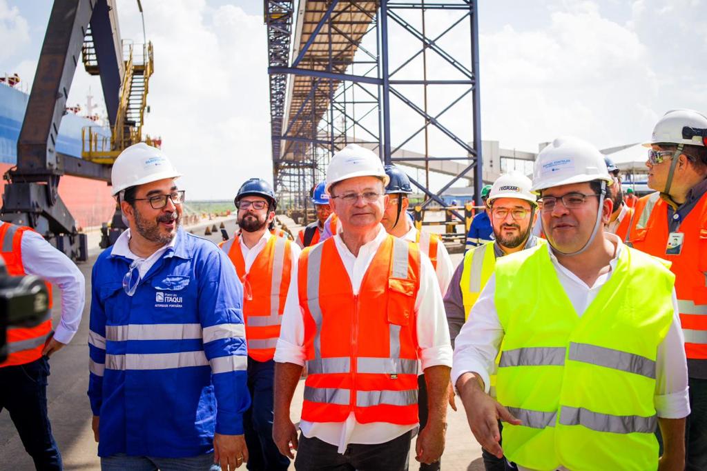 Governador visita Porto do Itaqui, em São Luís (MA)