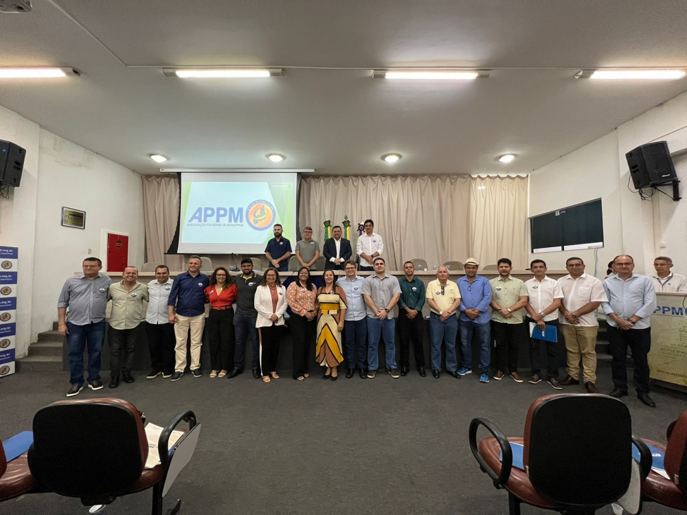 Deputado Gil Carlos ressalta ação de prefeitos contra queda de repasses financeiros