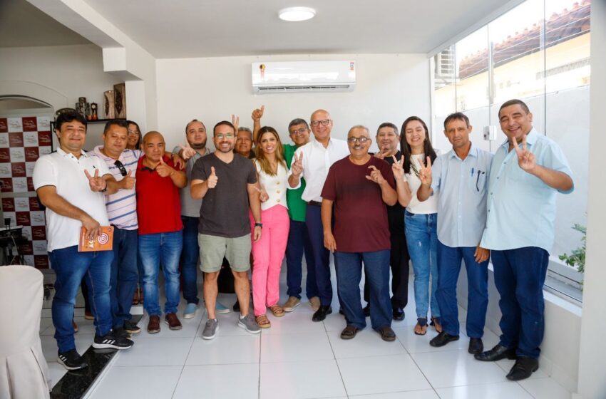  Pré-candidatos do Rede reforçam apoio a Franzé Silva