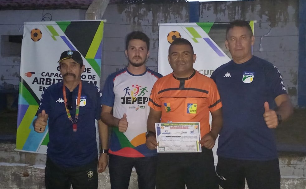 Secretaria dos Esportes realiza curso de arbitragem