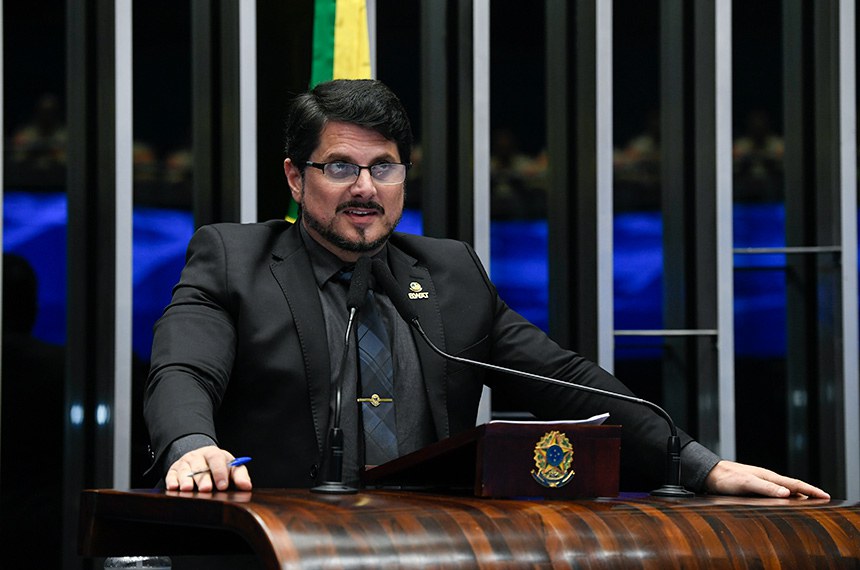 Marcos do Val convoca senadores a combater suposta censura do STF