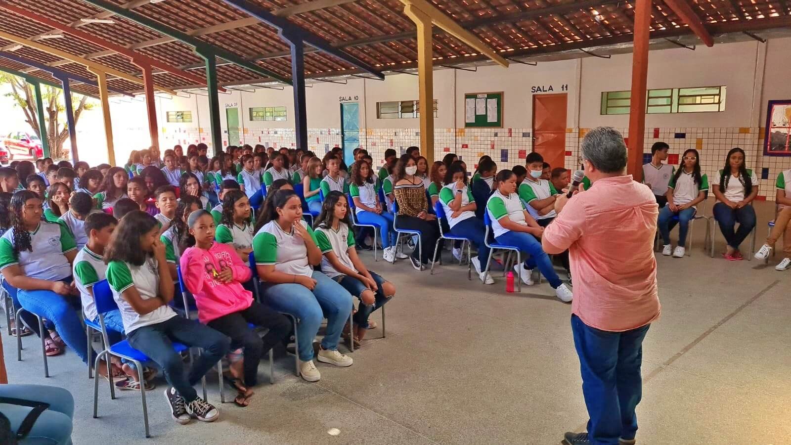 Prefeitura e Sebrae firmam parceria para beneficiar estudantes