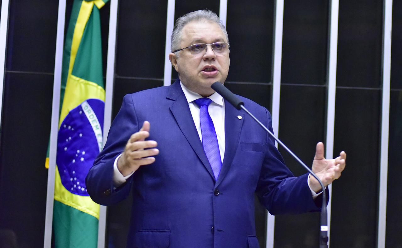 Deputado Florentino ressalta mutirão do INSS no Piauí