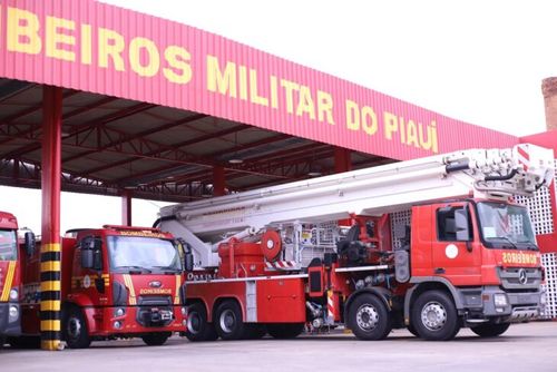  Bombeiros do Piauí aguardam orientação para irem ao Rio Grande do Sul