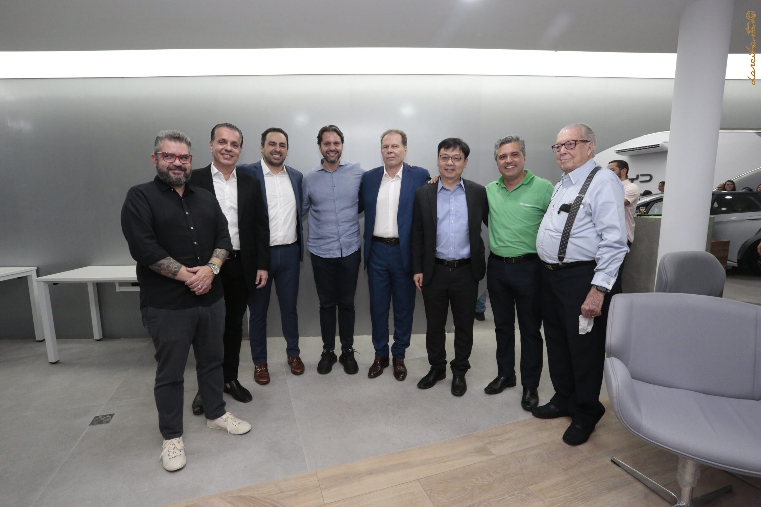 Grupo Carmais inaugura unidade BYD em Teresina