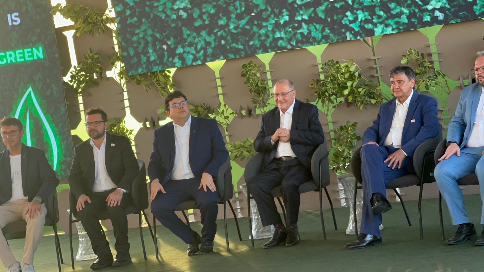 Geraldo Alckmin participa do lançamento da usina de hidrogênio verde do Piauí