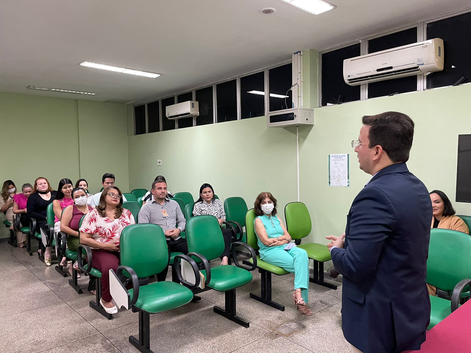 Ventiladores pulmonares vão reforçar o cuidado nas UTIs do HUT