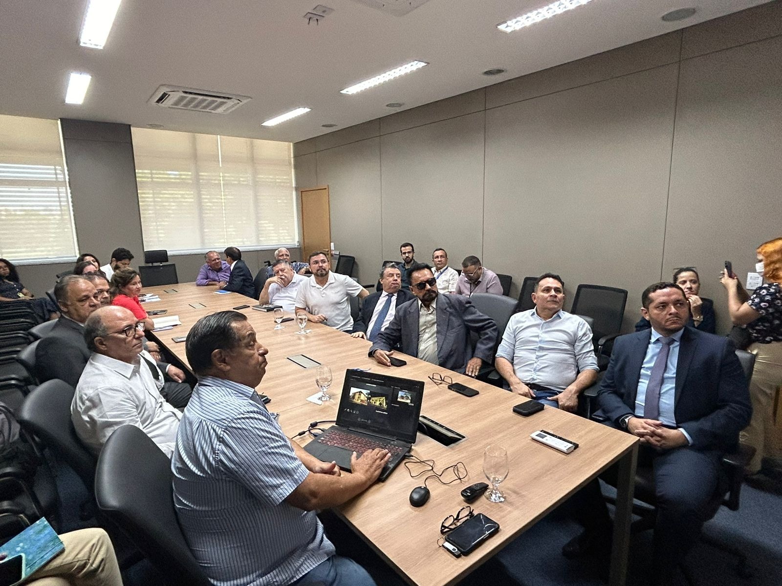 Silvio atua como voluntário do Projeto Centro Cultural do TJ