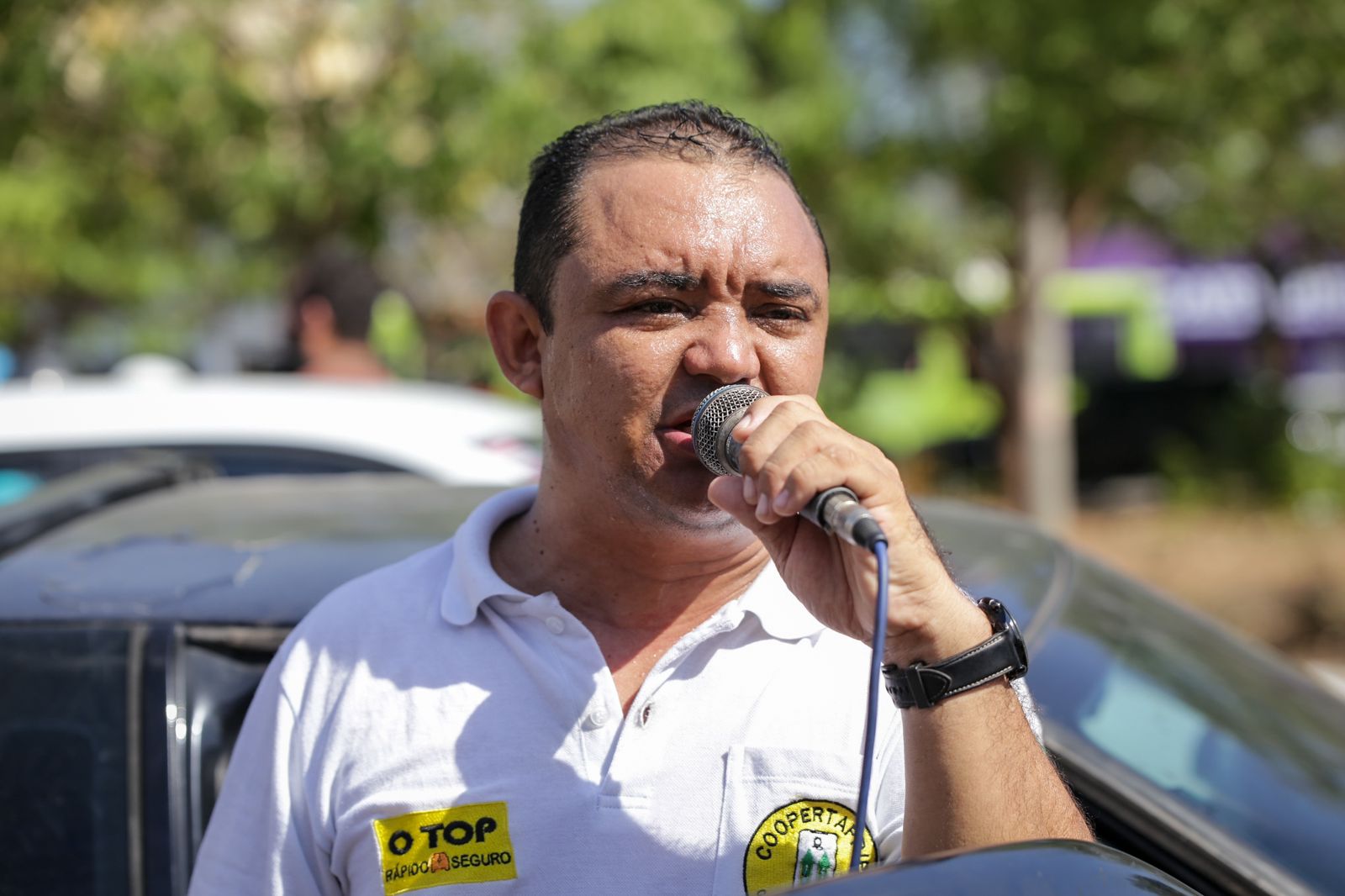 Motoristas protestam pelos bloqueios de UBER, 99 e Ifood